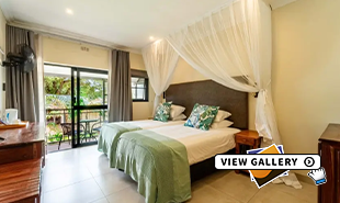 View of bedroom (Standard room) at at the Oasis Hotel